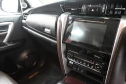 TOYOTA FORTUNER 2.8GD-6 A/T full
