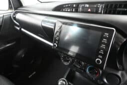 TOYOTA HILUX 2.4GD-6 RB RAIDER E/C full