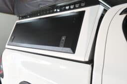 TOYOTA HILUX 2.8GD-6 RB RAIDER A/T D/C DAKAR full