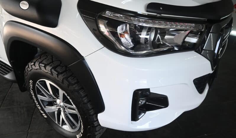 TOYOTA HILUX 2.8GD-6 RB RAIDER A/T D/C DAKAR full