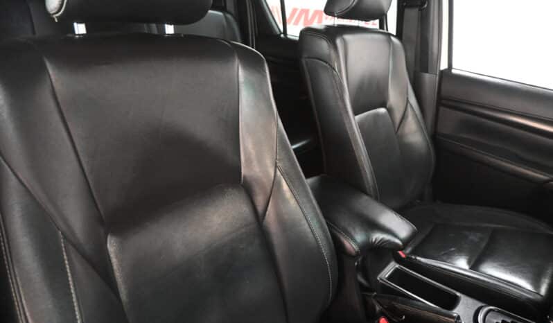TOYOTA HILUX 2.8GD-6 RB RAIDER A/T D/C DAKAR full