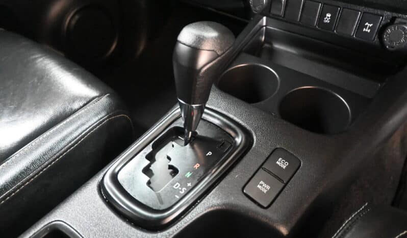 TOYOTA HILUX 2.8GD-6 RB RAIDER A/T D/C DAKAR full