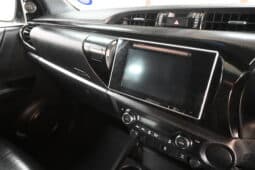 TOYOTA HILUX 2.8GD-6 RB RAIDER A/T D/C DAKAR full