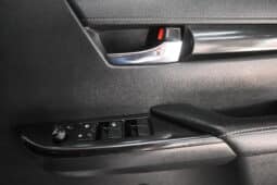 TOYOTA HILUX 2.8GD-6 RB RAIDER A/T D/C DAKAR full