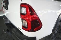 TOYOTA HILUX 2.8GD-6 LEGEND 4X4 A/T D/C full