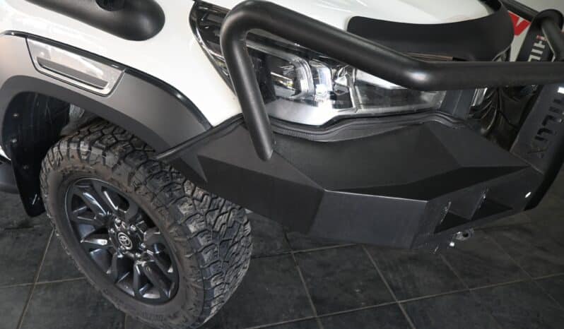 TOYOTA HILUX 2.8GD-6 LEGEND 4X4 A/T D/C full