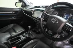 TOYOTA HILUX 2.8GD-6 LEGEND 4X4 A/T D/C full