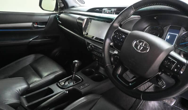 TOYOTA HILUX 2.8GD-6 LEGEND 4X4 A/T D/C full