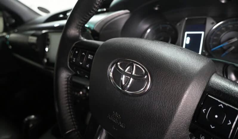 TOYOTA HILUX 2.8GD-6 LEGEND 4X4 A/T D/C full