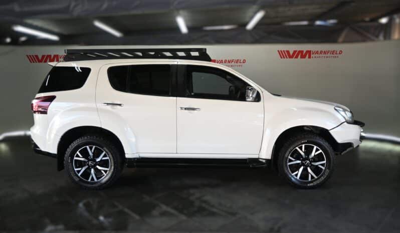 ISUZU MU-X 3.0D 4X4 A/T full