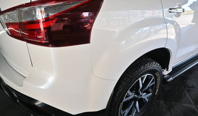 ISUZU MU-X 3.0D 4X4 A/T full