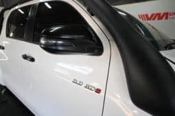 TOYOTA HILUX 2.8GD-6 RAIDER 4X4 A/T D/C full