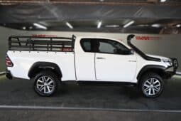 TOYOTA HILUX 2.8GD-6 RB RAIDER 4X4 A/T E/C full