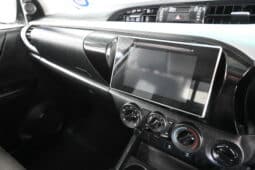 TOYOTA HILUX 2.8GD-6 RB RAIDER 4X4 A/T E/C full