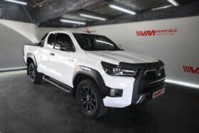 TOYOTA HILUX 2.8GD-6 LEGEND E/C A/T
