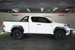 TOYOTA HILUX 2.8GD-6 LEGEND E/C A/T full