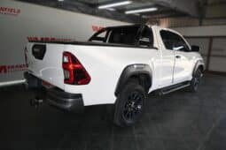 TOYOTA HILUX 2.8GD-6 LEGEND E/C A/T full