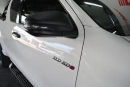 TOYOTA HILUX 2.8GD-6 LEGEND E/C A/T full