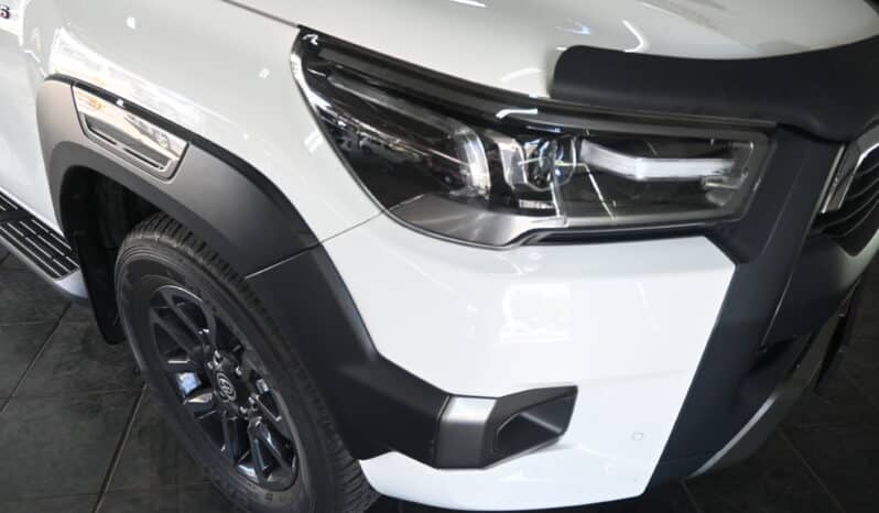 TOYOTA HILUX 2.8GD-6 LEGEND E/C A/T full