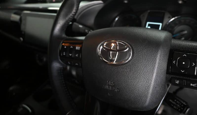 TOYOTA HILUX 2.8GD-6 LEGEND E/C A/T full