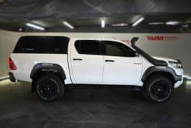 TOYOTA HILUX 2.8GD-6 LEGEND 4X4 A/T D/C