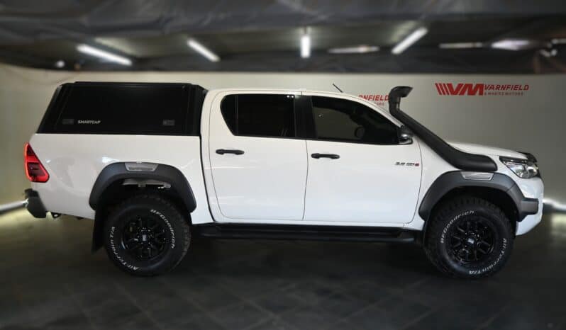 TOYOTA HILUX 2.8GD-6 LEGEND 4X4 A/T D/C full