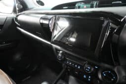 TOYOTA HILUX 2.8GD-6 LEGEND 4X4 A/T D/C full