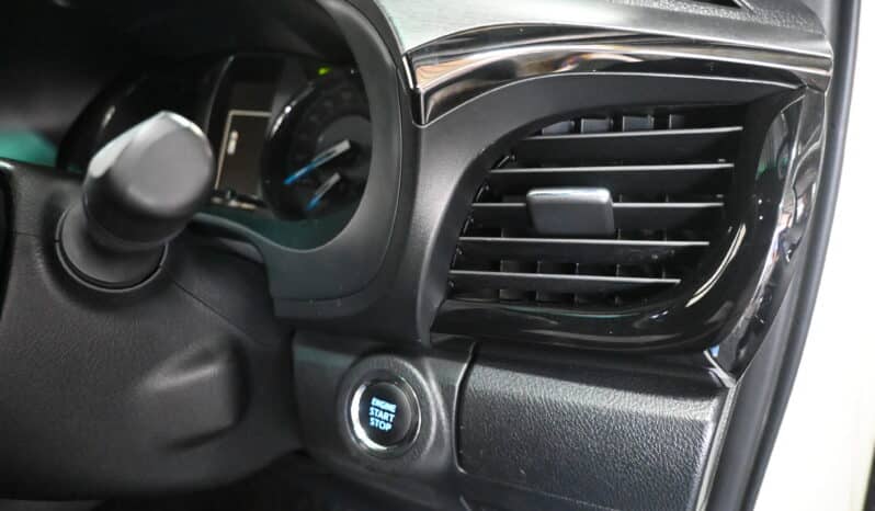 TOYOTA HILUX 2.8GD-6 LEGEND 4X4 A/T D/C full
