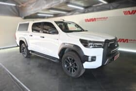 TOYOTA HILUX 2.8GD-6 RB LEGEND RS 4X4 P/U D/C
