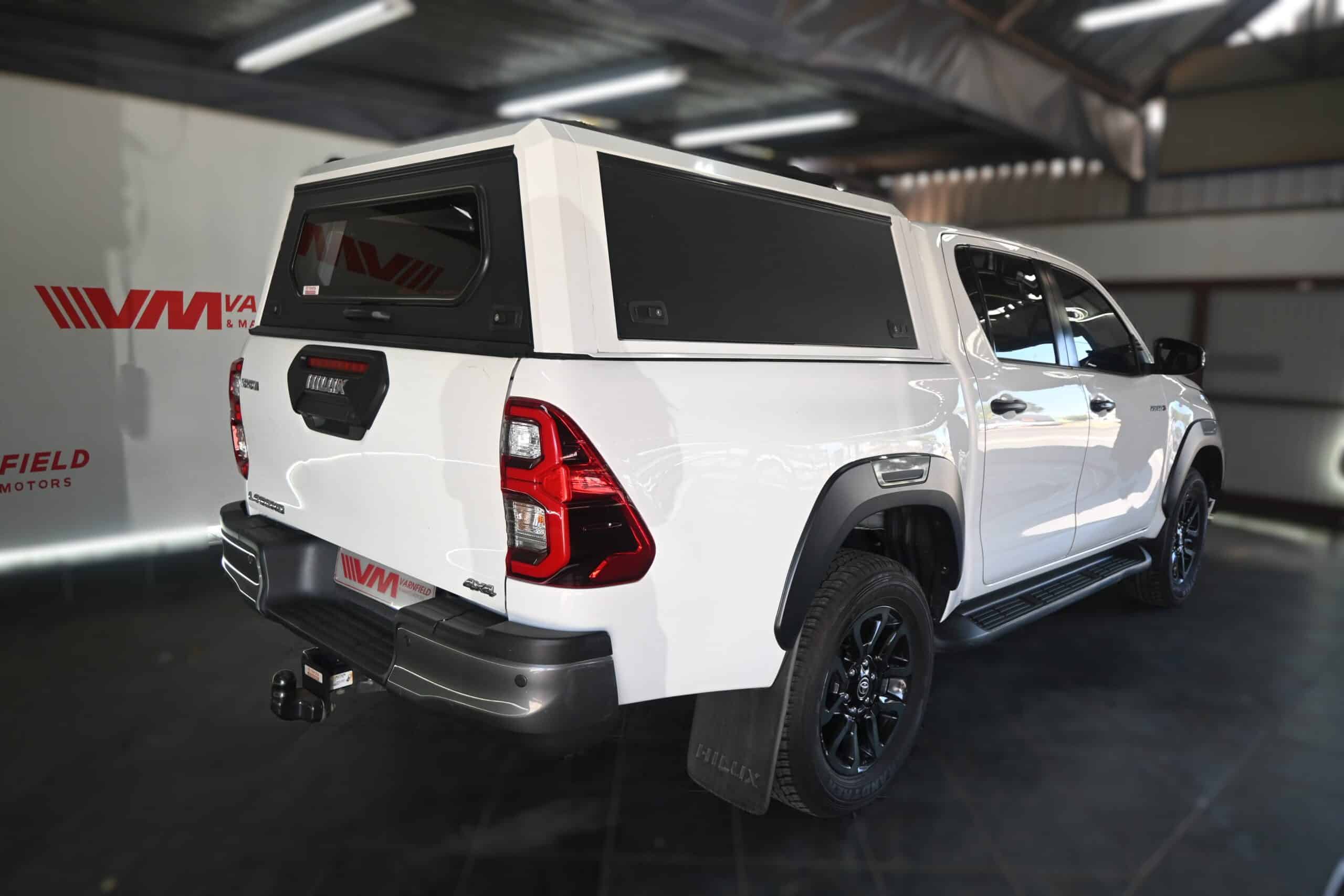 TOYOTA HILUX 2.8GD-6 RB LEGEND RS 4X4 P/U D/C