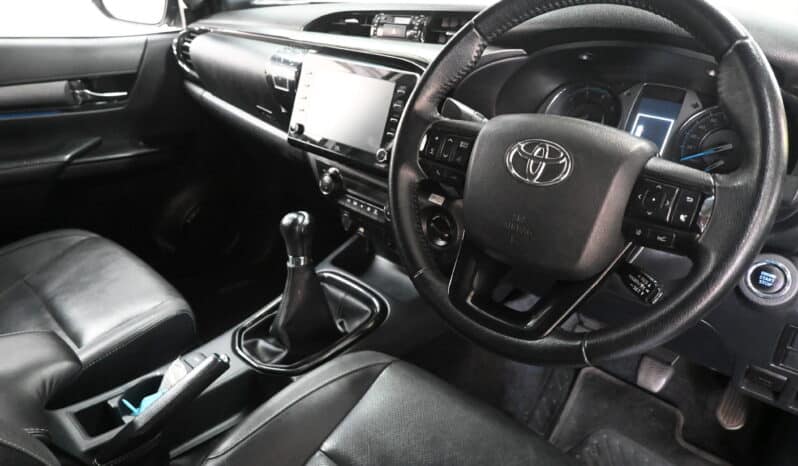 TOYOTA HILUX 2.8GD-6 RB LEGEND RS 4X4 P/U D/C full