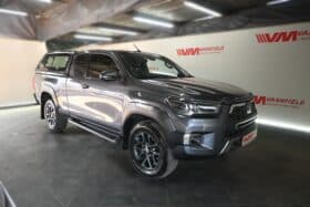 TOYOTA HILUX 2.8GD-6 RB LEGEND A/T D/C