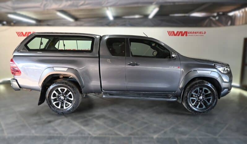 TOYOTA HILUX 2.8GD-6 RB LEGEND A/T D/C full
