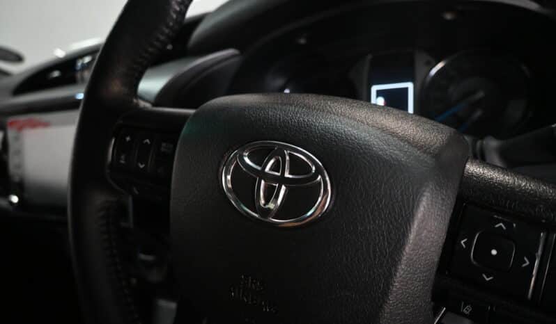TOYOTA HILUX 2.8GD-6 RB LEGEND A/T D/C full