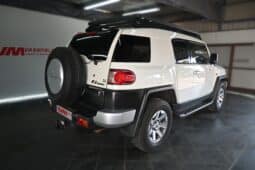 TOYOTA LAND CRUISER FJ 4.0 V6 A/T full