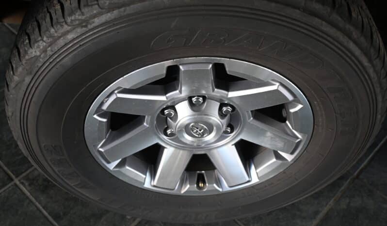 TOYOTA LAND CRUISER FJ 4.0 V6 A/T full