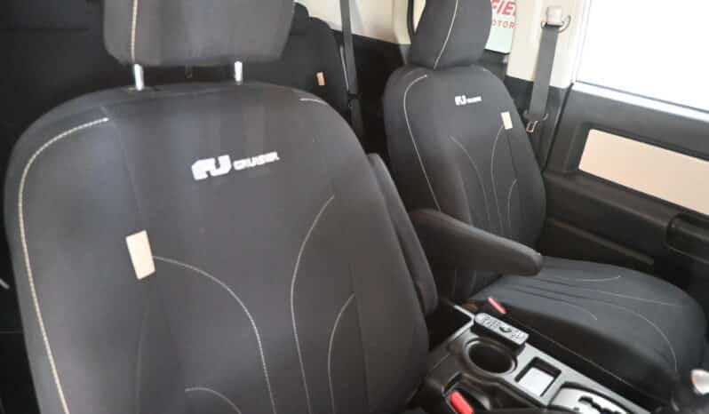 TOYOTA LAND CRUISER FJ 4.0 V6 A/T full