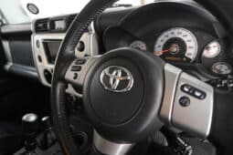TOYOTA LAND CRUISER FJ 4.0 V6 A/T full