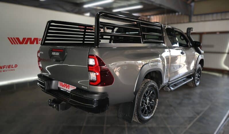 TOYOTA HILUX 2.8GD-6 LEGEND 4X4 A/T E/C full