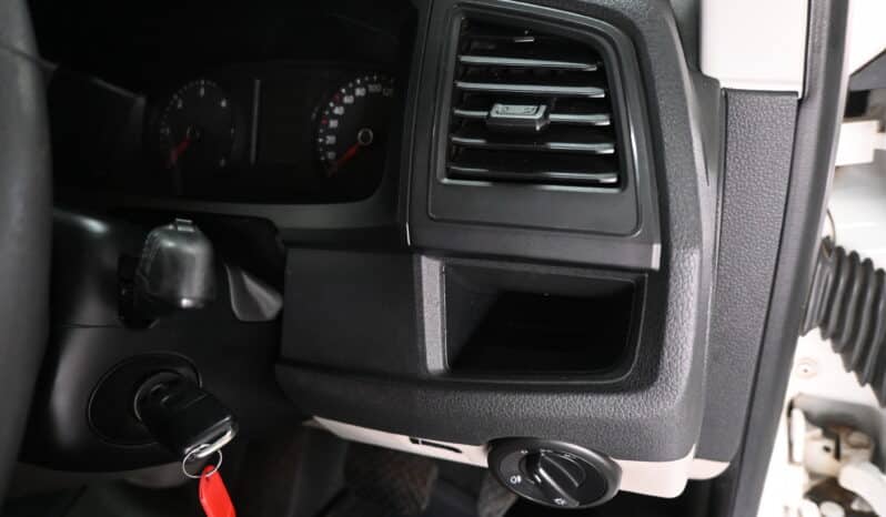 VOLKSWAGEN KOMBI 2.0TDI DSG TRENDLINE 103KW full
