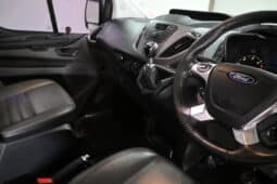 FORD TOURNEO CUSTOM 2.2TDCI LTD full