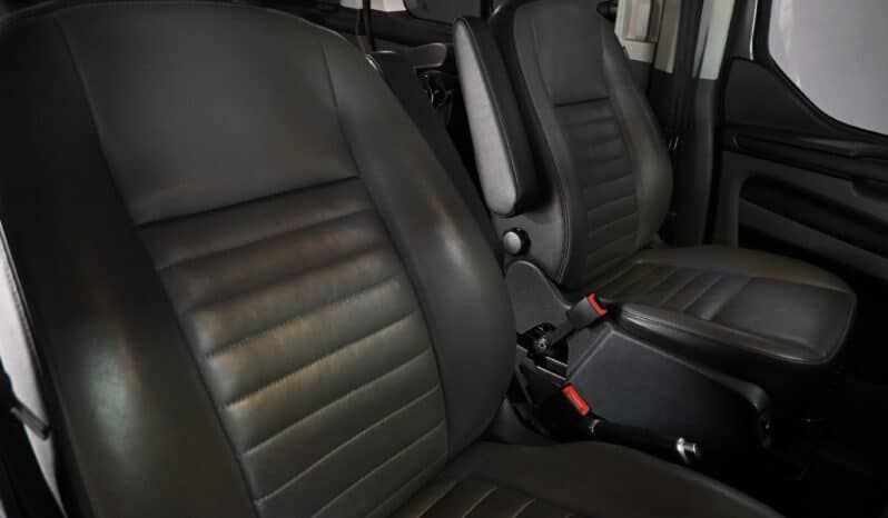 FORD TOURNEO CUSTOM 2.2TDCI LTD full