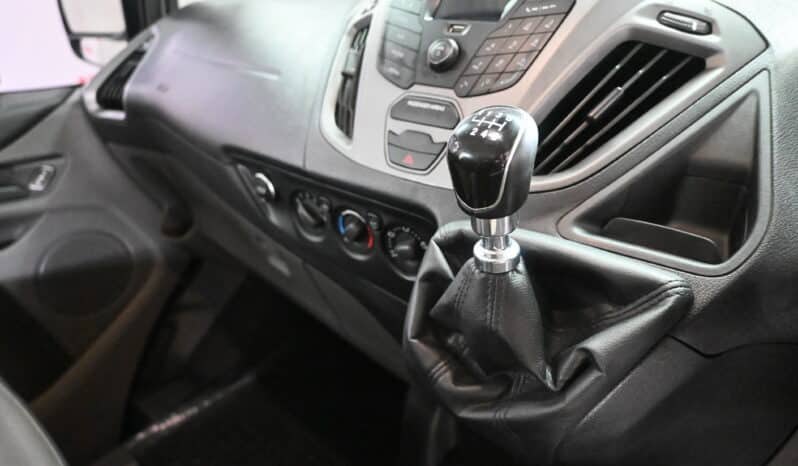 FORD TOURNEO CUSTOM 2.2TDCI LTD full