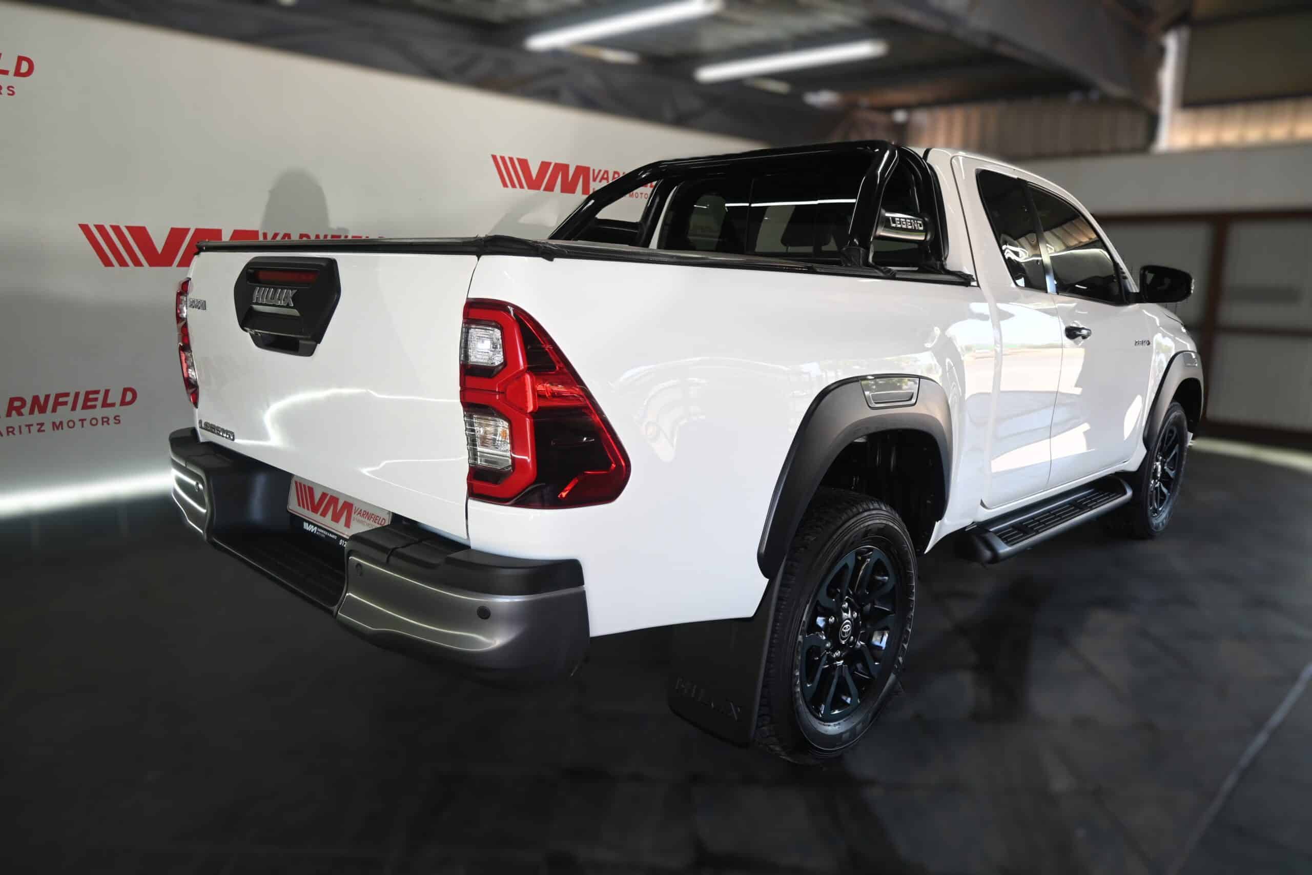 TOYOTA HILUX 2.8GD-6 RB RAIDER D/C DAKAR
