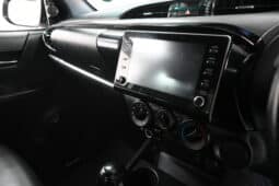 TOYOTA HILUX 2.8GD-6 LEGEND A/T E/C full