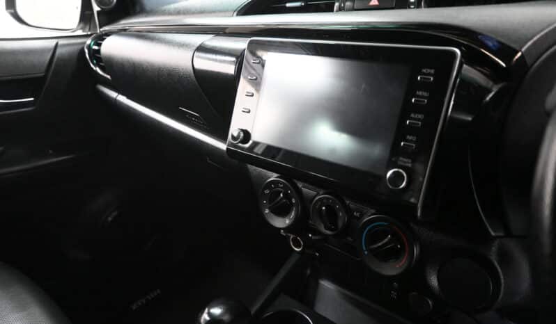 TOYOTA HILUX 2.8GD-6 LEGEND A/T E/C full