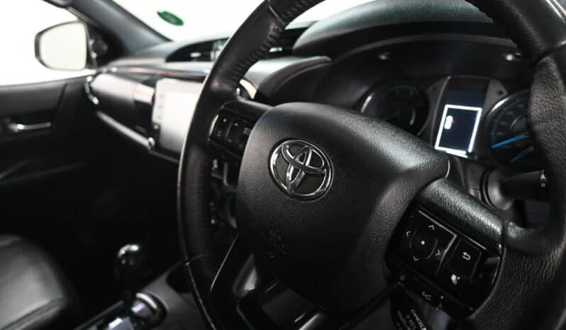TOYOTA HILUX 2.8GD-6 LEGEND A/T E/C full