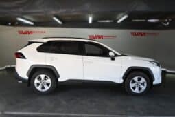 TOYOTA RAV4 2.0 GX full