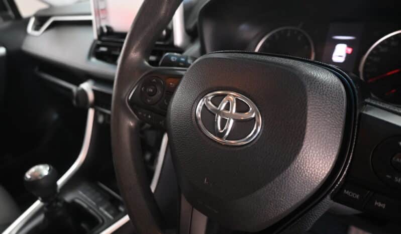 TOYOTA RAV4 2.0 GX full