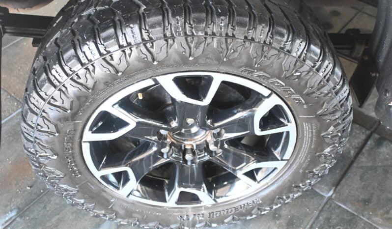 TOYOTA HILUX 2.8GD-6 RB RAIDER LEGEND 50 A/T D/C full